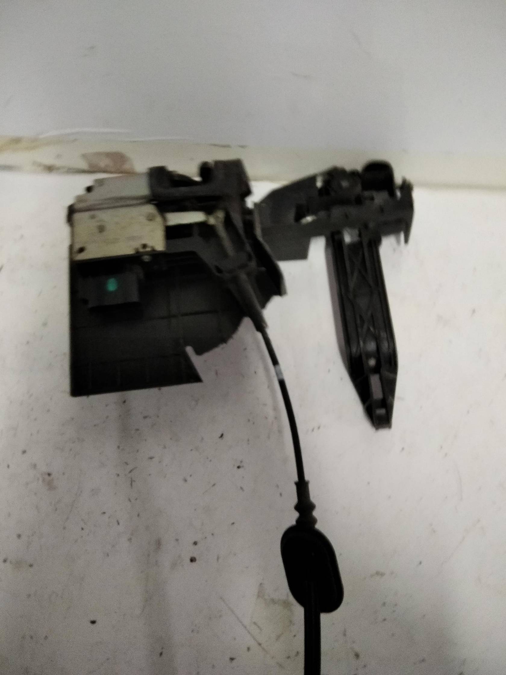 Serratura porta ant. sx.